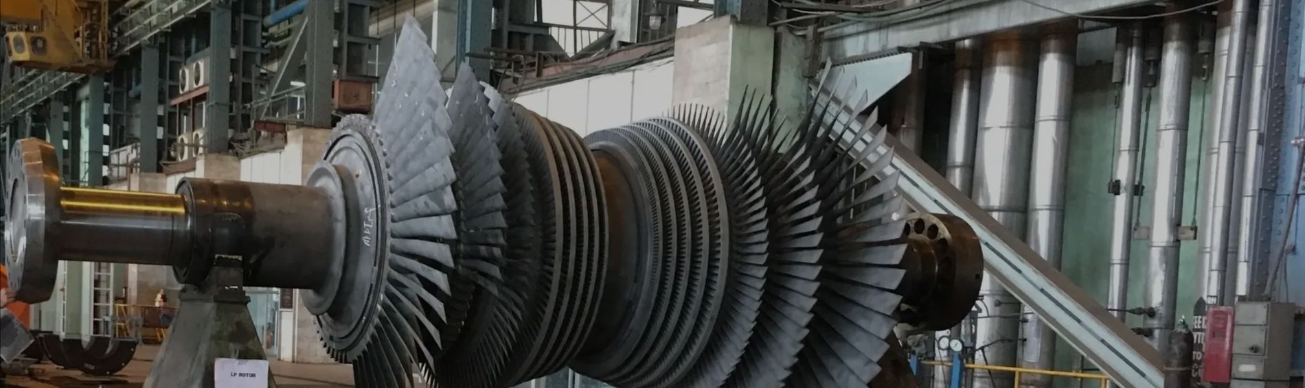 Steam turbine LP rotor before scanning